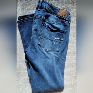 3/$35 American Eagle Super Stretch Jeggings Washed